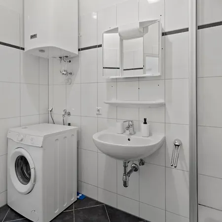 Farawayhomes Krieglach #10