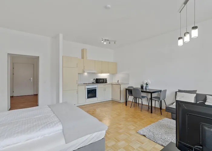 Farawayhomes Krieglach #10 *